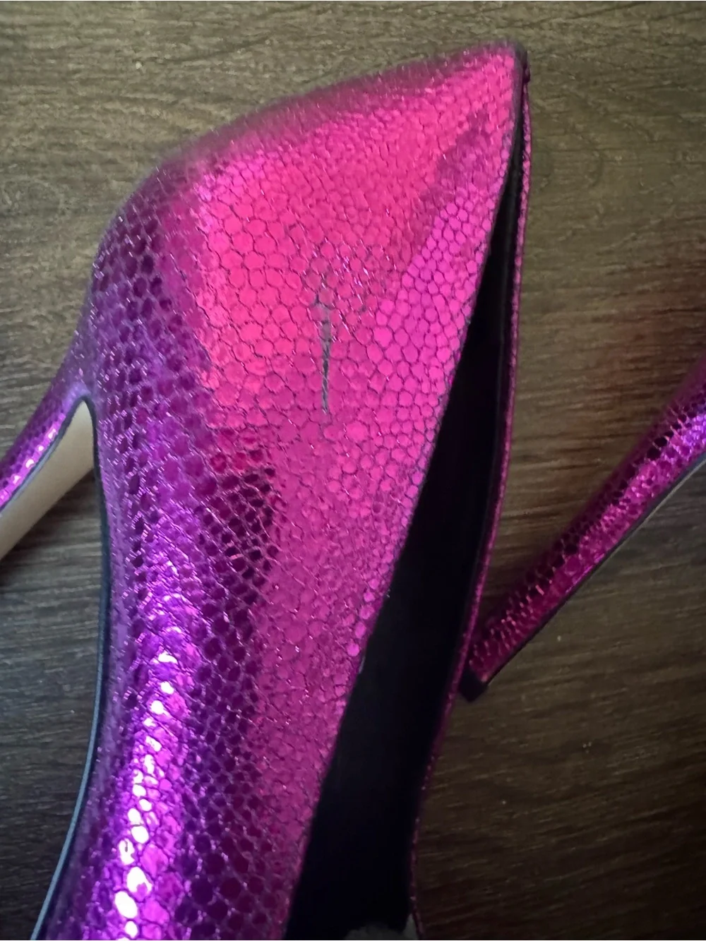 Gianni Bini shiny metallic